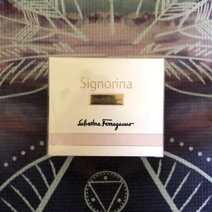 NEW in sealed packaging Salvatore Ferragamo SIGNORINA Eau de Parfum 3.4